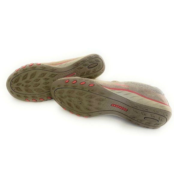 Skechers Women’s 8.5 Relaxed Fit Memory Foam Taupe Pink Slip‎ On Shoes Sneakers - Picture 8 of 10